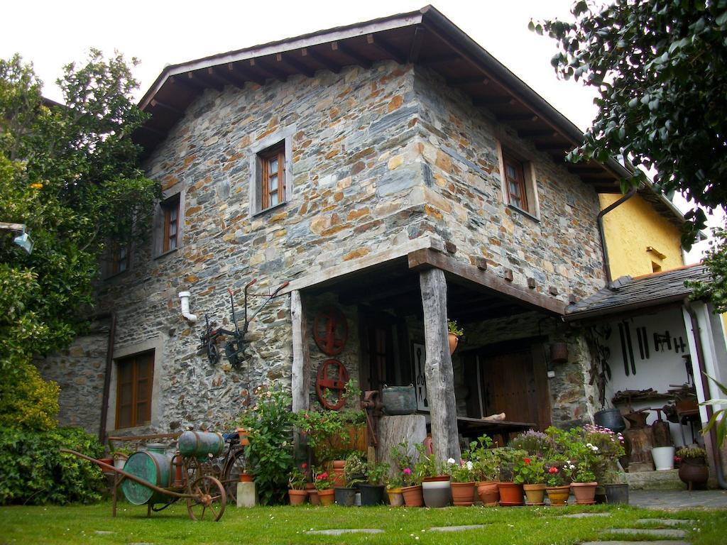 Maison d'hôtes Casa De Aldea Los Glayus à Luarca Extérieur photo