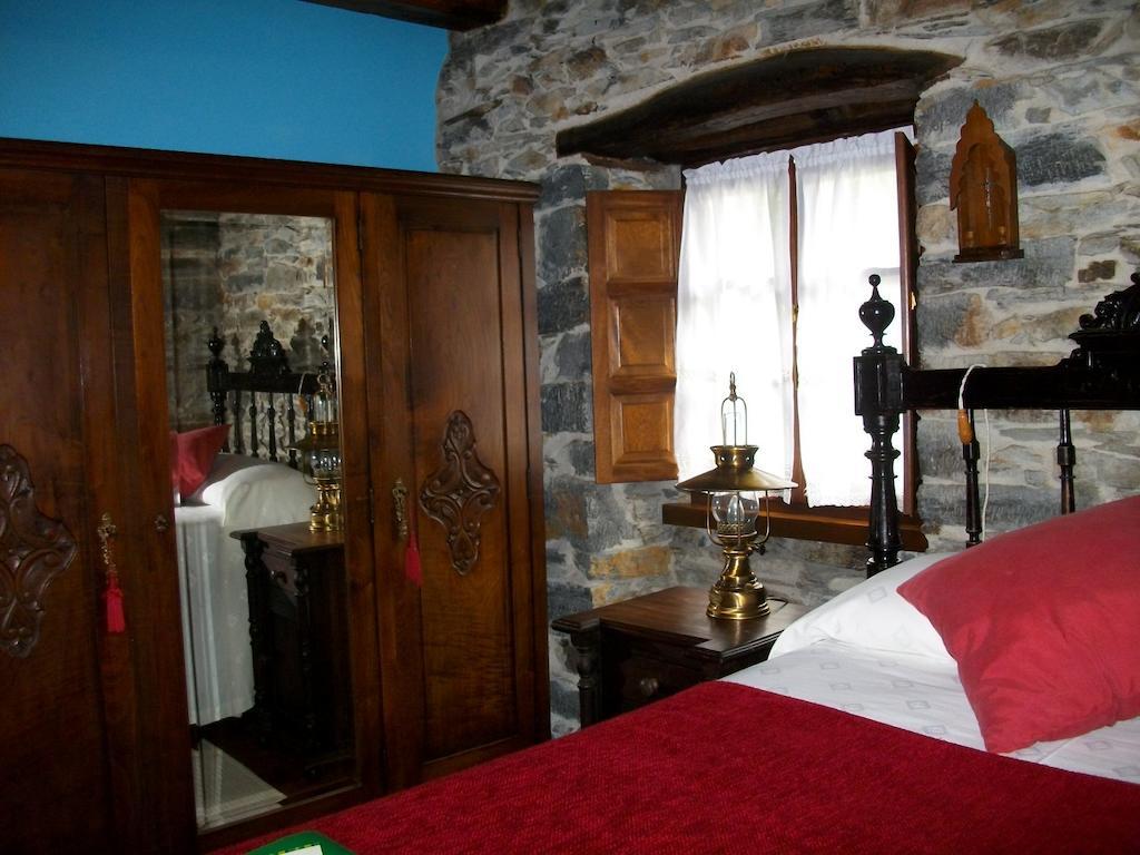 Maison d'hôtes Casa De Aldea Los Glayus à Luarca Chambre photo